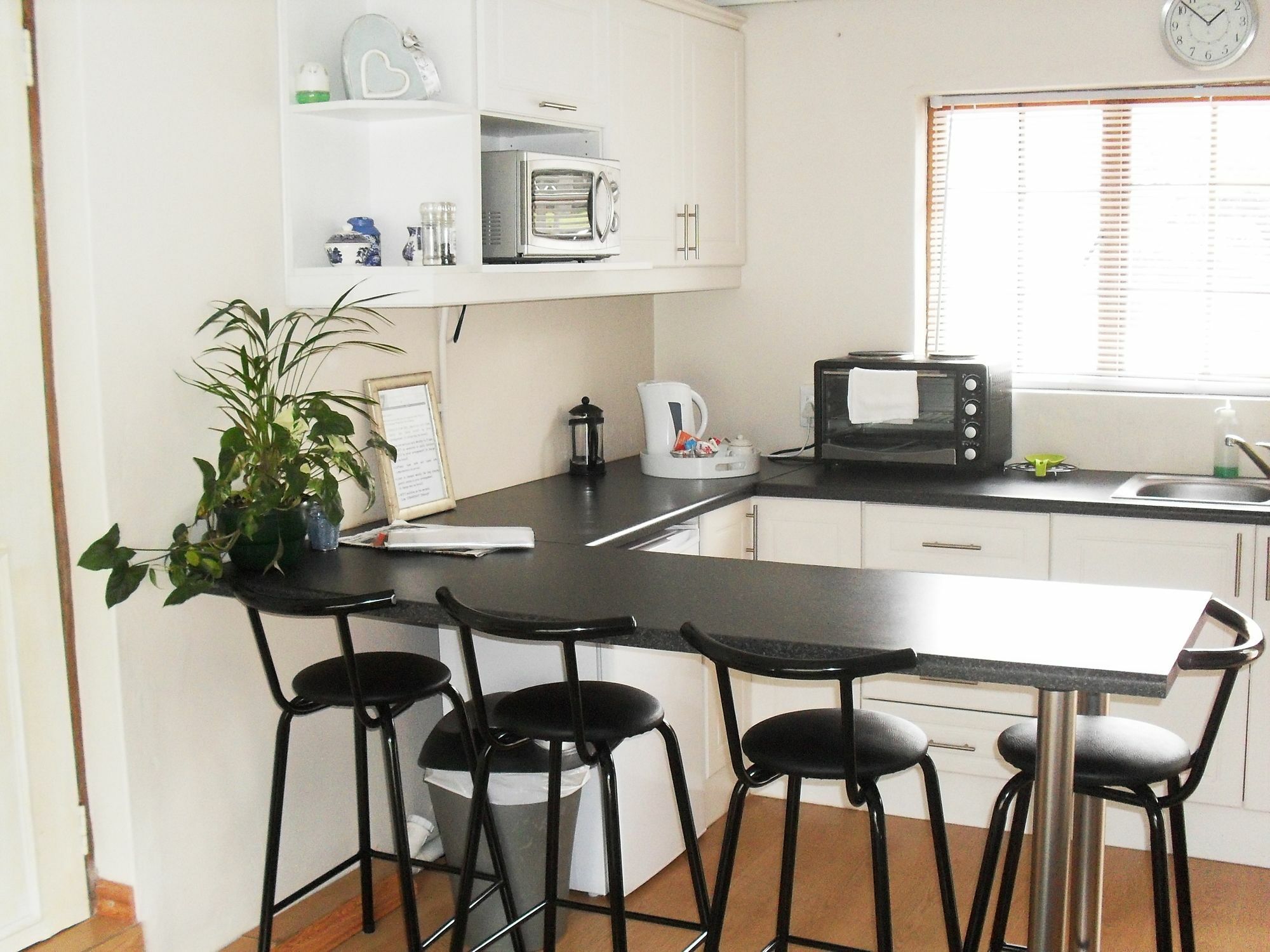 Apartment 7 On Oakleigh Питермарицбург Экстерьер фото
